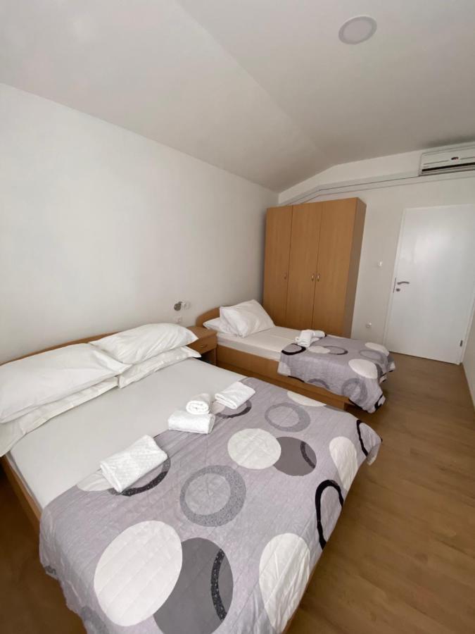Apartment Mare Baska Voda